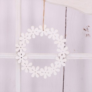 Zawieszka drewniana kwiaty białe 15cm