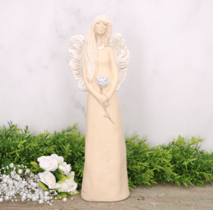 Anioł aniołek gipsowy z różą brzoskwiniowy 31cm  
