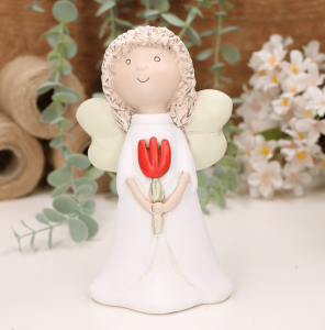Aniołek dziewczynka z czerwonym tulipanem 16cm   