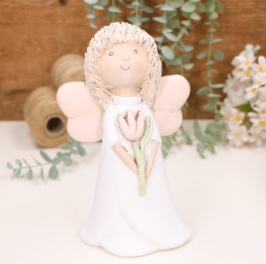 Aniołek dziewczynka z łososiowym tulipanem 21cm  