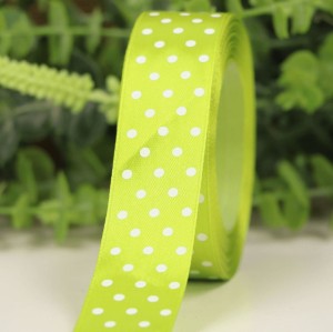 Wstążka w kropki atłasowa zielona 2,5cm x 20Y   