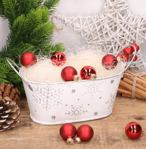 Osłonka metalowa podłużna biała w śnieżynki 20,5x12x9cm