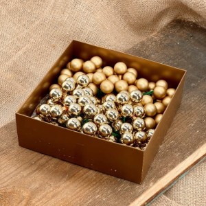 Bombki szklane na druciku złote 2cm- 144 sztuki w złotym pudełku