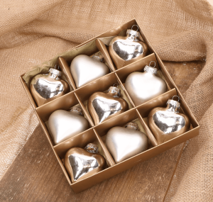 Serduszko szklane srebrne 6,5cm- 9 sztuk w złotym opakowaniu