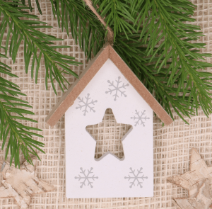Zawieszka świąteczny domek drewniany biały z gwiazdką 9cm