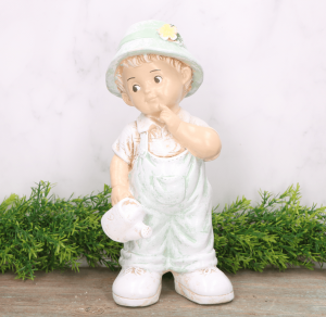 Figurka ogrodowa chłopiec z konewką mięta 33cm 