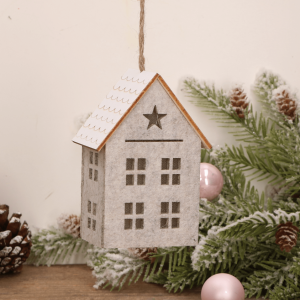 Zawieszka Domek filcowy beżowy 11cm