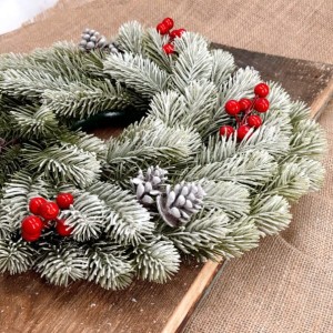 Świąteczny wianek dekoracyjny 40cm