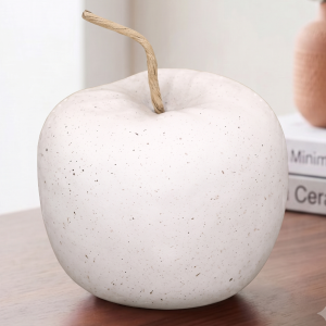 Jabłko białe matowe ceramiczne z ogonkiem 12x10cm
